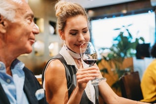 GETRÄNKE & SPIRITUOSEN GETRÄNKE & SPIRITUOSEN